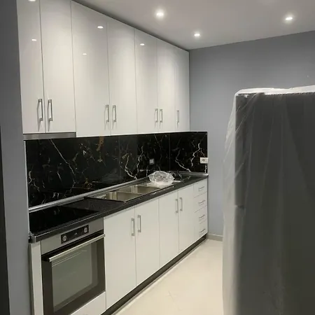 Apartment White Terrace Ap