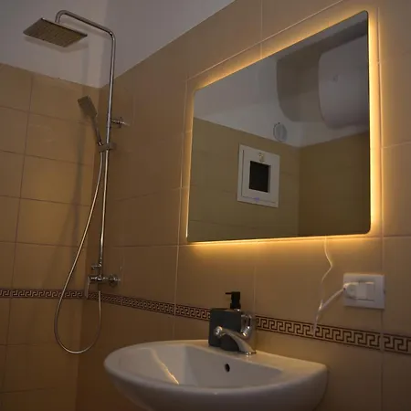 White Terrace Ap Apartmán *